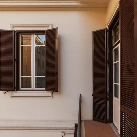 Guesthost - Residence Borgognoni Apartments-2